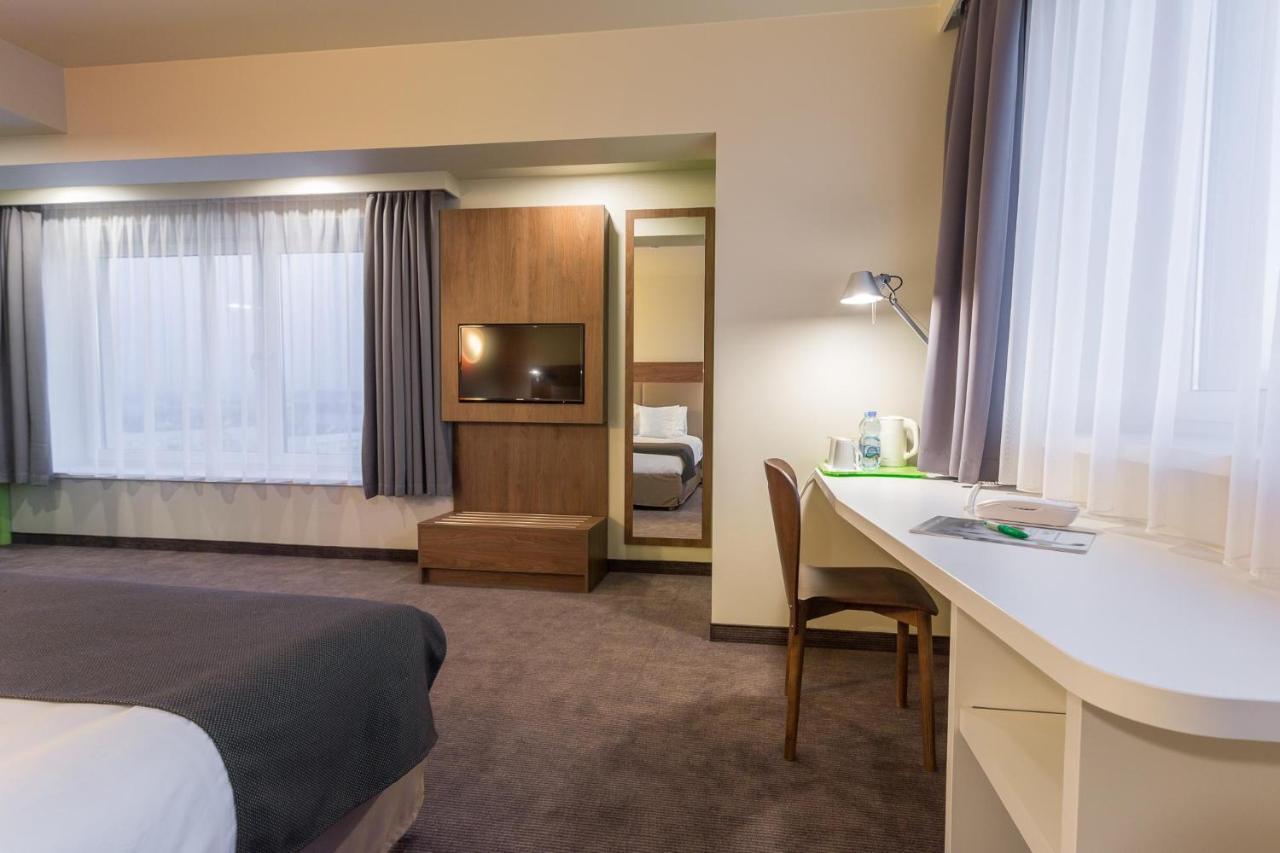 B&B Hotel Nowy Targ Centrum מראה חיצוני תמונה